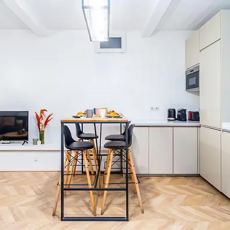Grand 1br - Proche Montmatre Parigi